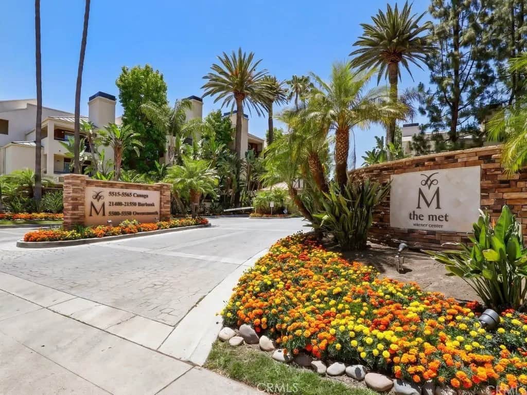 5510 Owensmouth Avenue 328, Woodland Hills, CA — listing photo 1