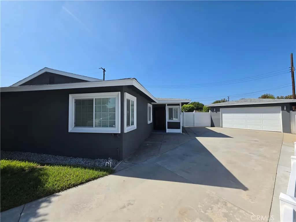 20807 Doble, Torrance, CA — listing photo 1