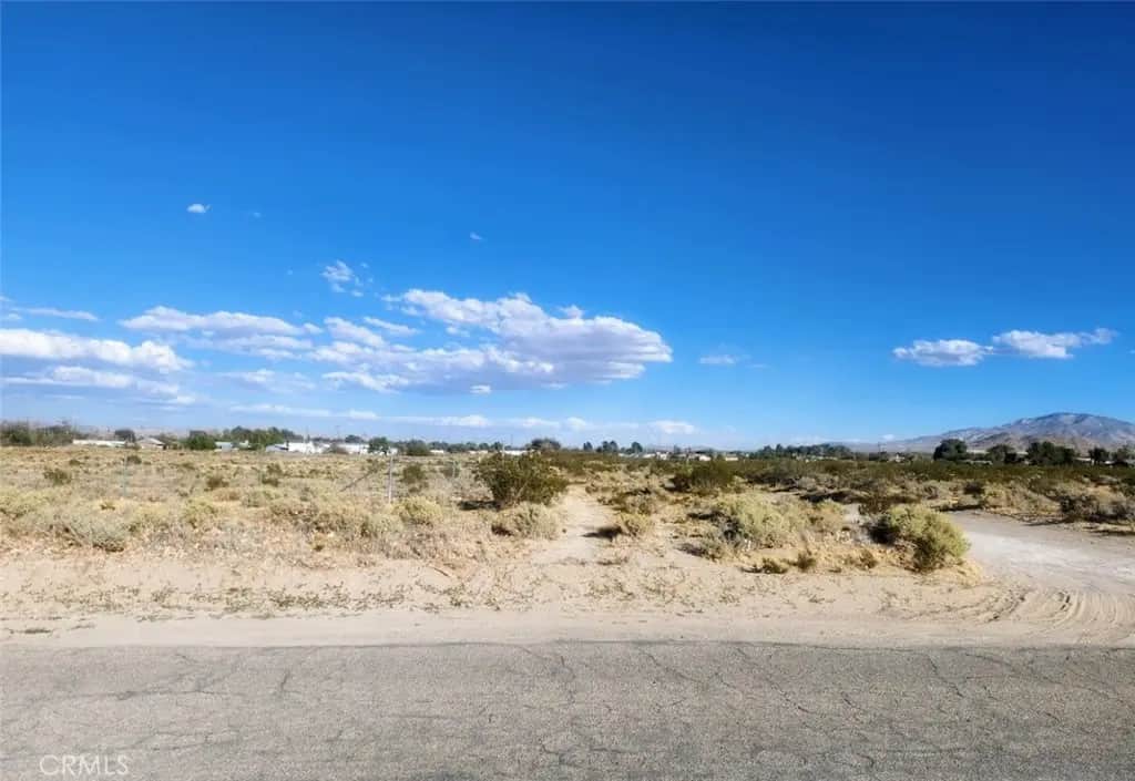 10425 Cody, Lucerne Valley, CA — listing photo 1