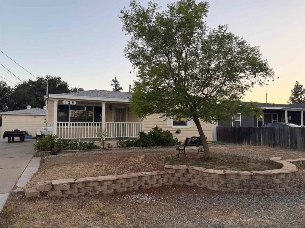 125 Lindell Avenue, El Cajon, CA — listing photo 1
