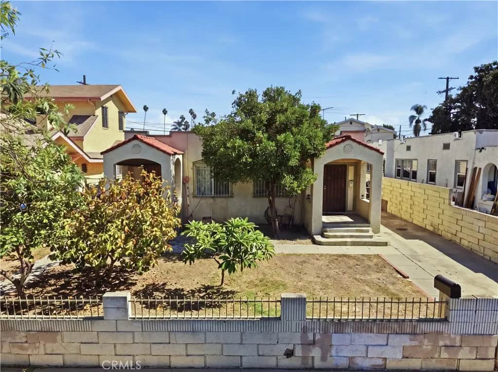 3940 La Salle, Los Angeles, CA — listing photo 1