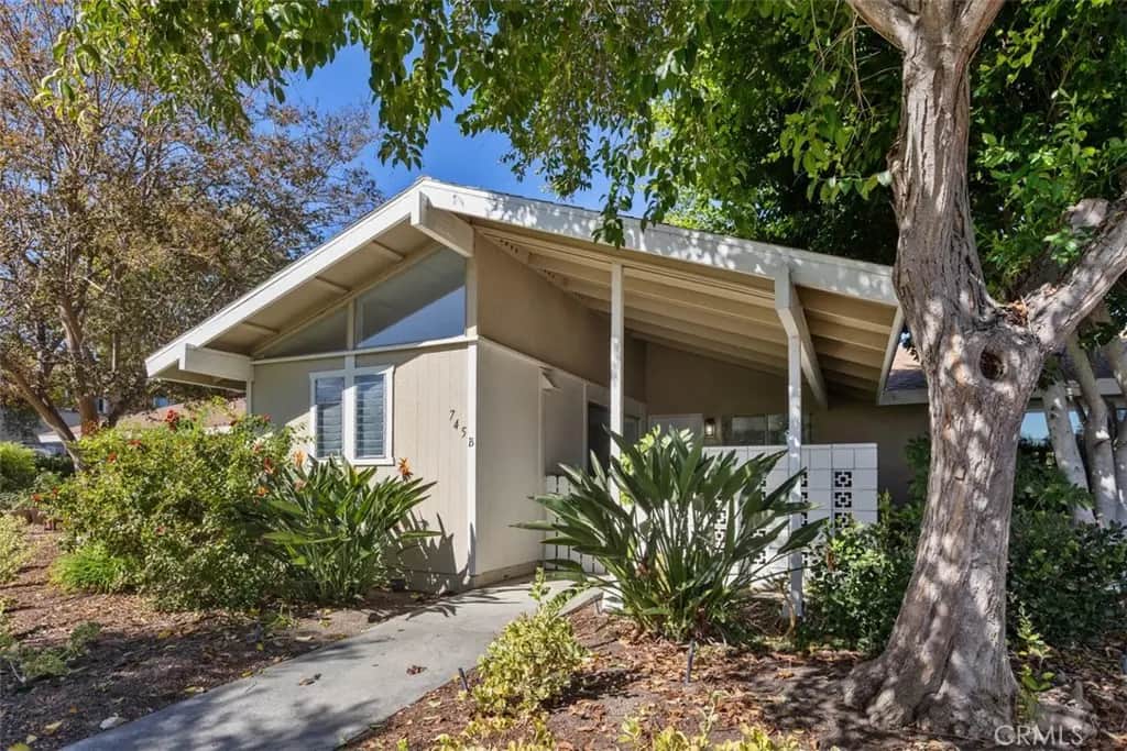 745 Avenida Majorca B, Laguna Woods, CA — listing photo 1
