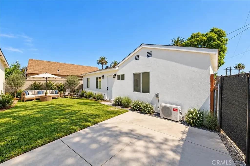 2217 San Francisco Avenue A, Long Beach, CA — listing photo 1