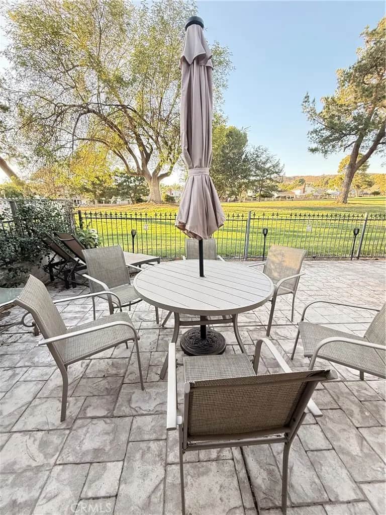 5670 Falling Leaf Lane, Jurupa Valley, CA — listing photo 1