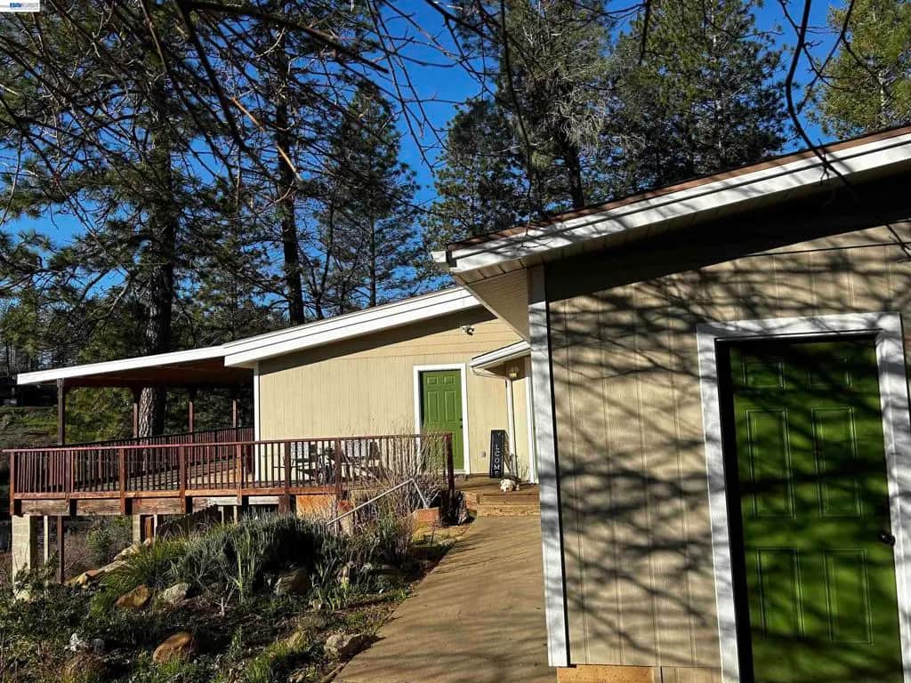 5694 Wendy Way, Oroville, CA — listing photo 1