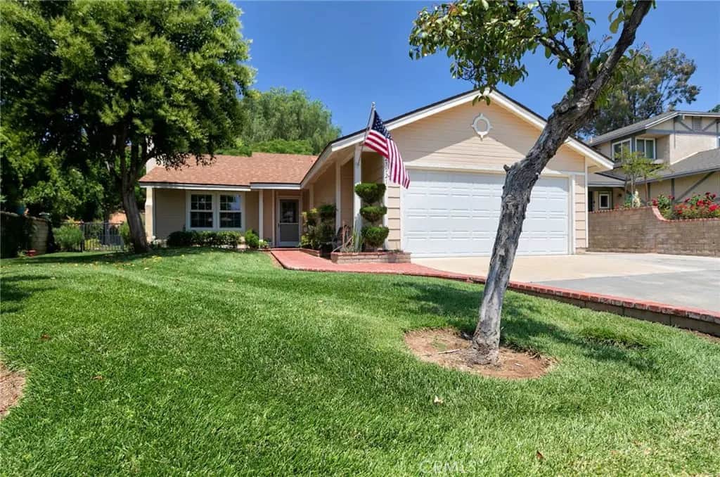 27921 Beechnut Circle, Valencia, CA — listing photo 1
