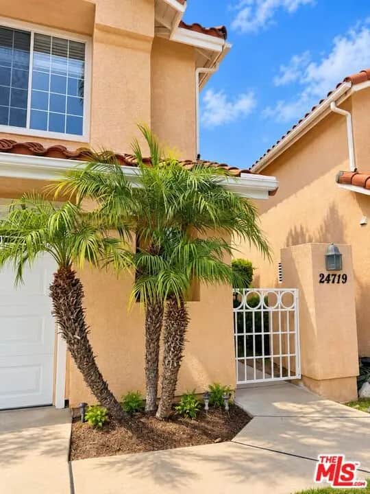 24719 Calle Largo, Calabasas, CA — listing photo 1