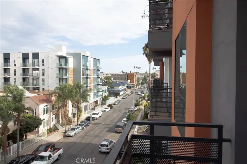 955 Fedora 411, Los Angeles, CA — listing photo 1