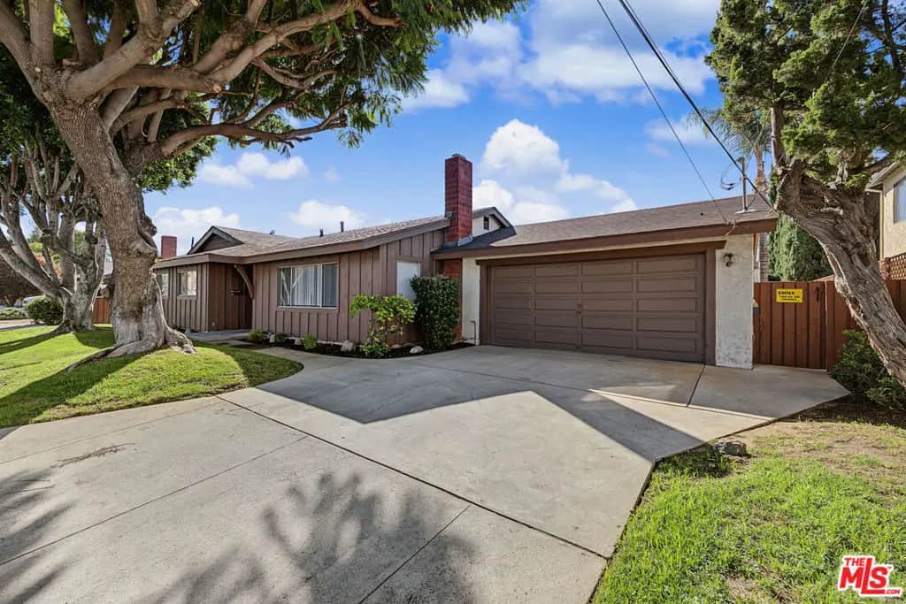 18612 Rayen Street, Northridge, CA — listing photo 1