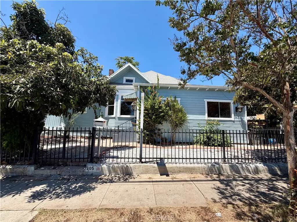 305 S Mott, Los Angeles, CA — listing photo 1