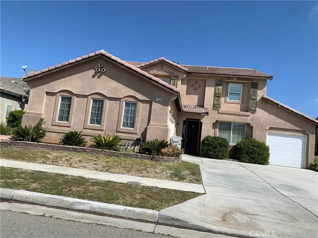 13794 Senna, Hesperia, CA — listing photo 1