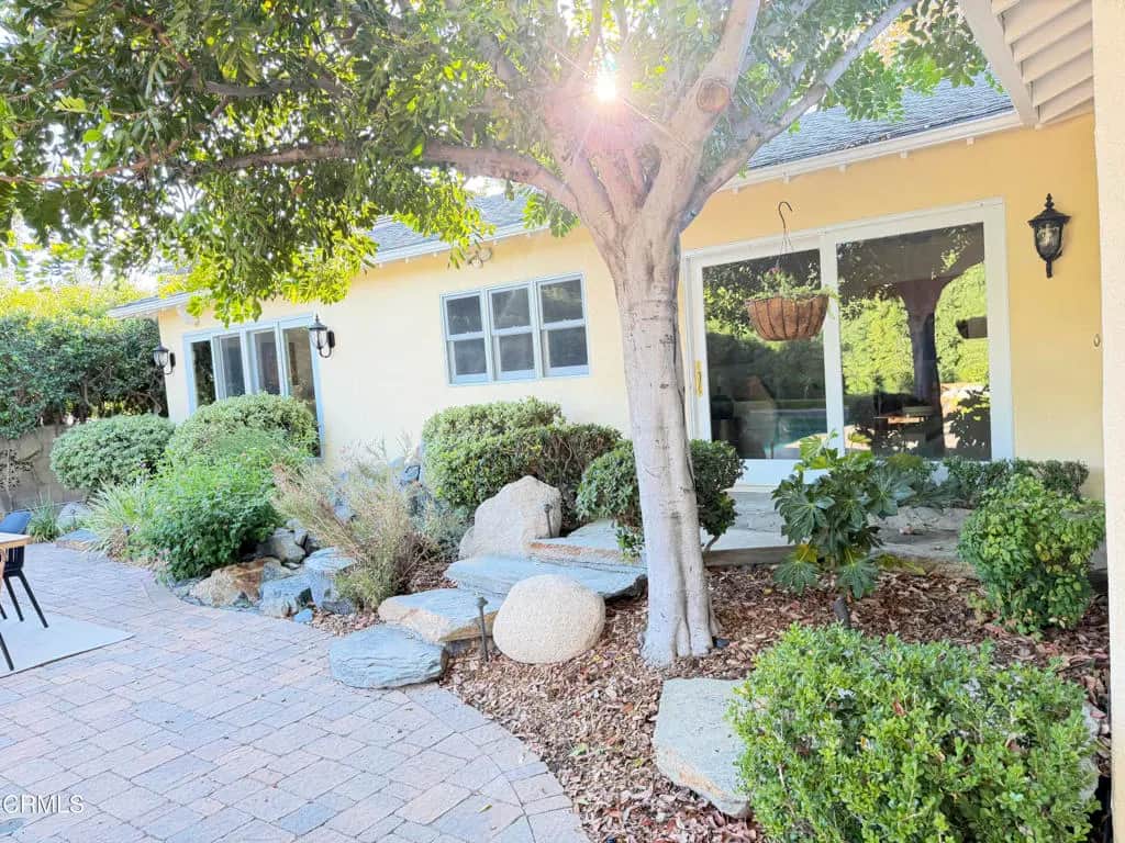 1524 Virginia Avenue, Glendale, CA — listing photo 1