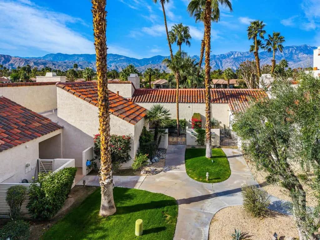 446 Sunningdale Drive, Rancho Mirage, CA — listing photo 1