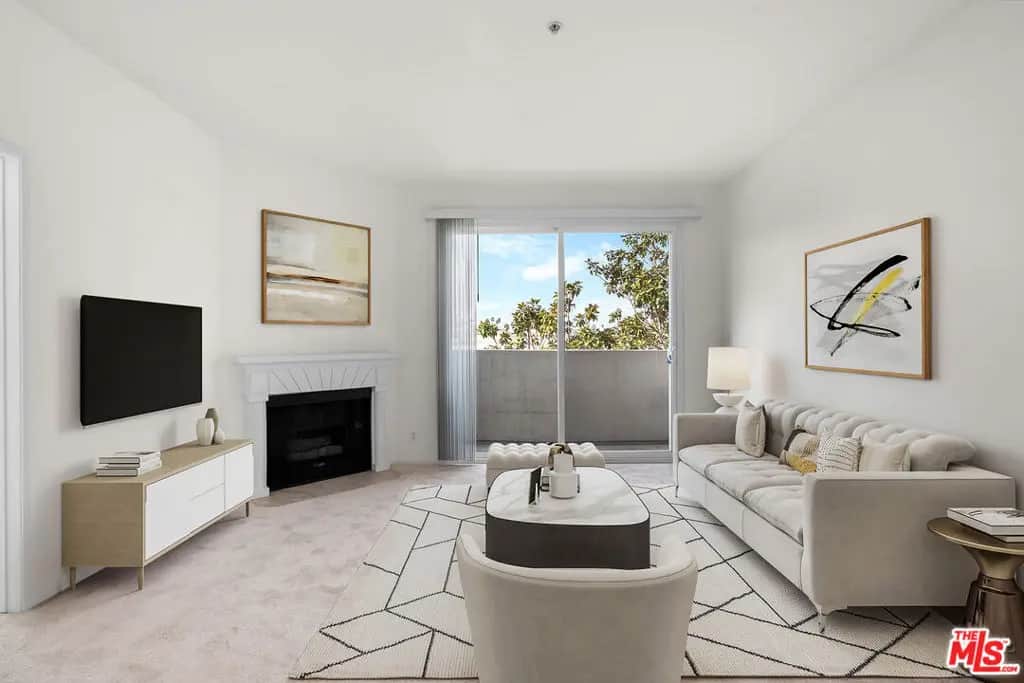 620 S Gramercy Place 301, Los Angeles, CA — listing photo 1