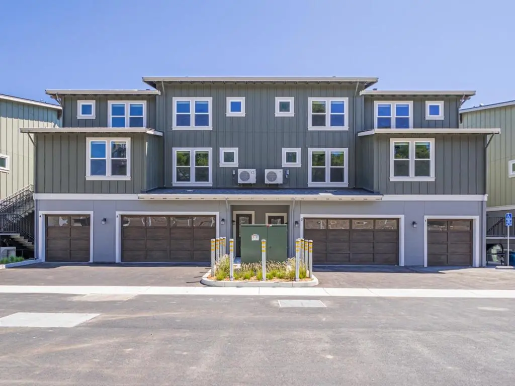 121 Aptos Village Way 2, Aptos, CA — listing photo 1