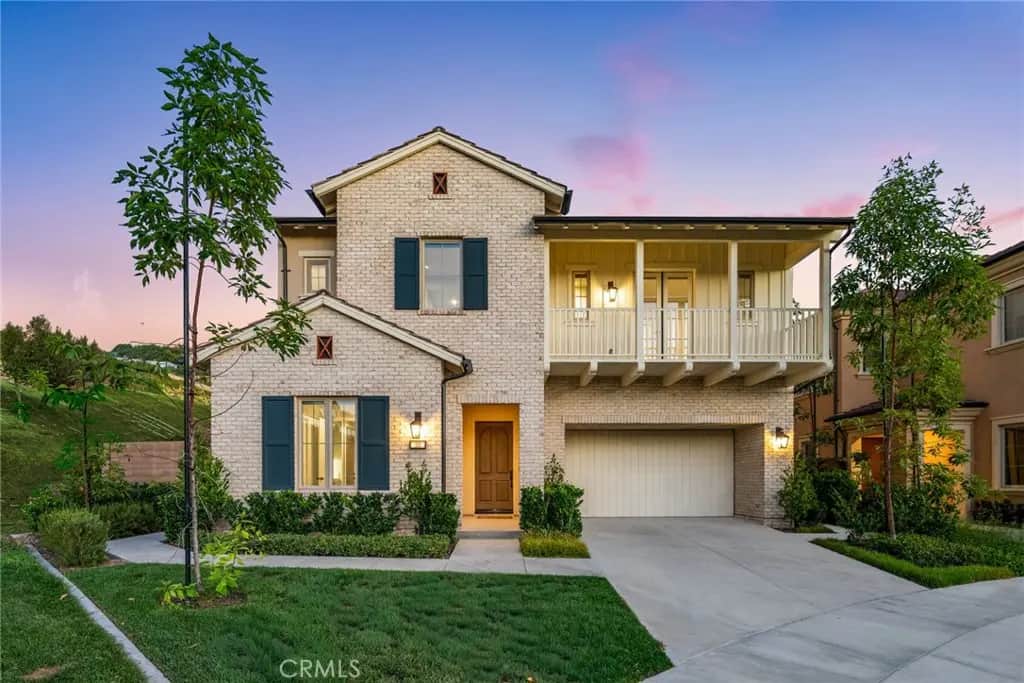 100 Bozeman, Irvine, CA — listing photo 1