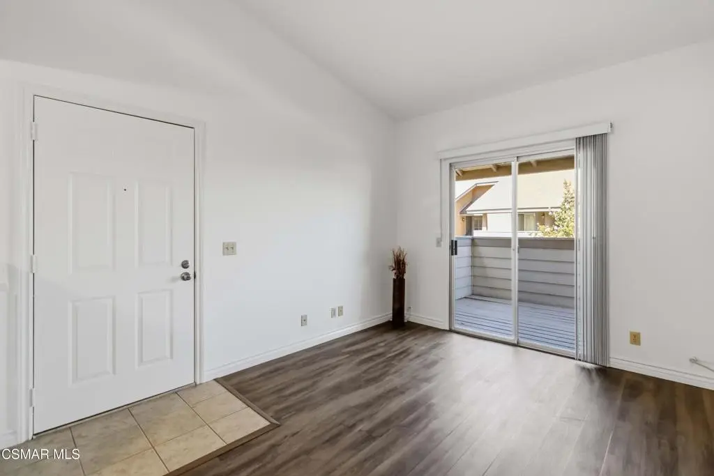 4545 Alamo Street H, Simi Valley, CA — listing photo 1