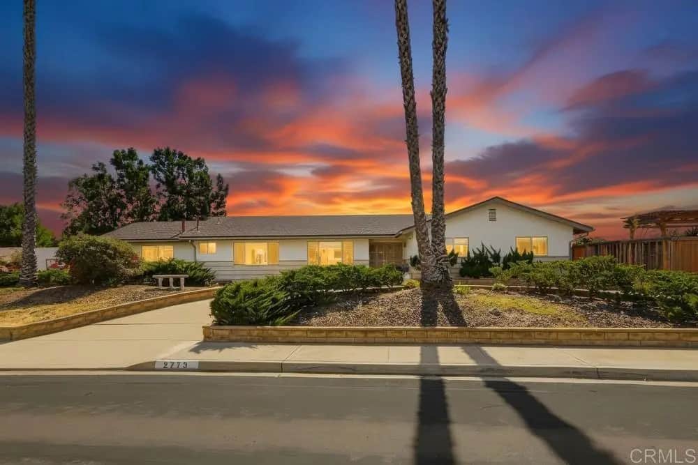 2773 LA GRAN VIA, Carlsbad, CA — listing photo 1