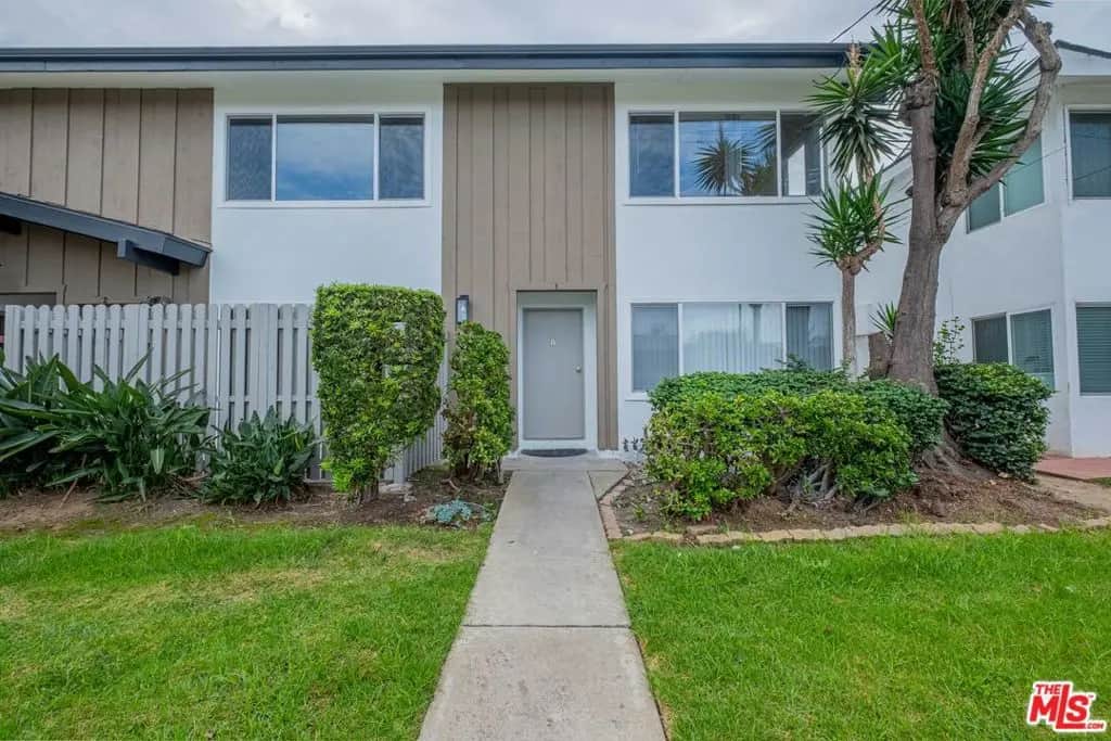 4712 Del Amo Boulevard 1, Torrance, CA — listing photo 1