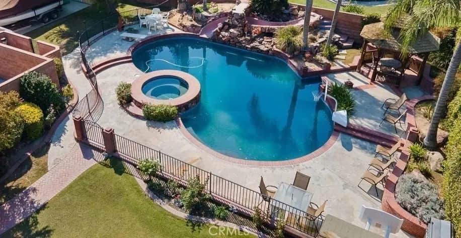 1913 Morning Rose Drive, Bakersfield, CA — listing photo 1
