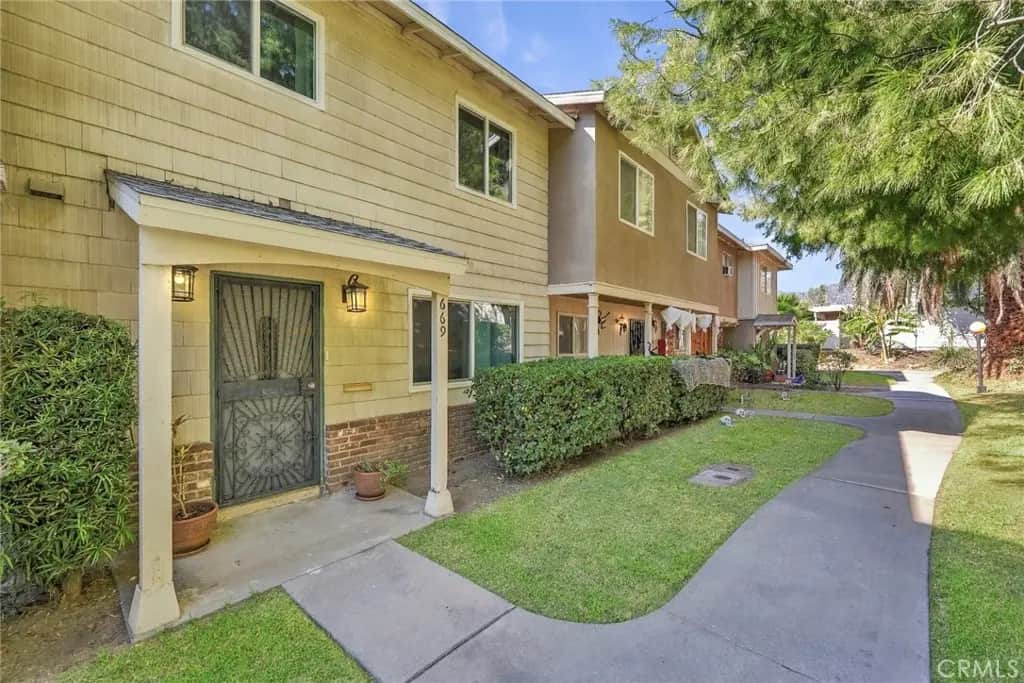 669 E Matchwood Place, Azusa, CA — listing photo 1