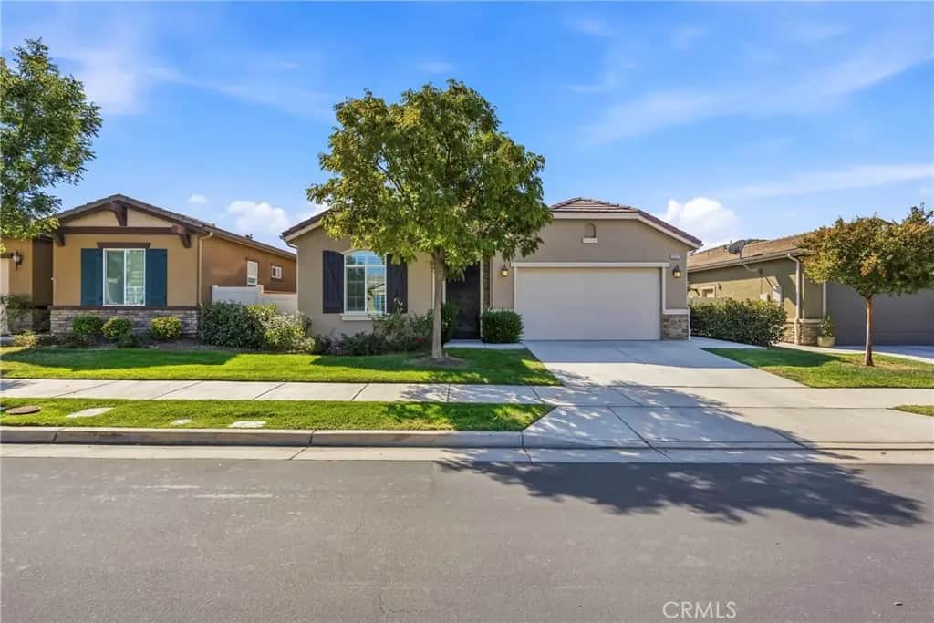 10017 Francois Lane, Bakersfield, CA — listing photo 1