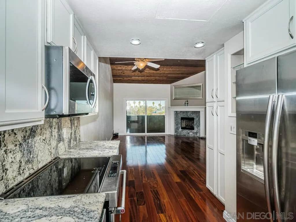 4566 W Point Loma, San Diego, CA — listing photo 1
