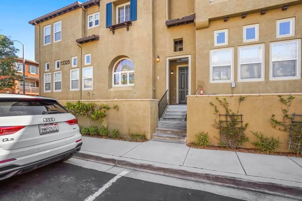 13325 Via Tresca 6, San Diego, CA — listing photo 1