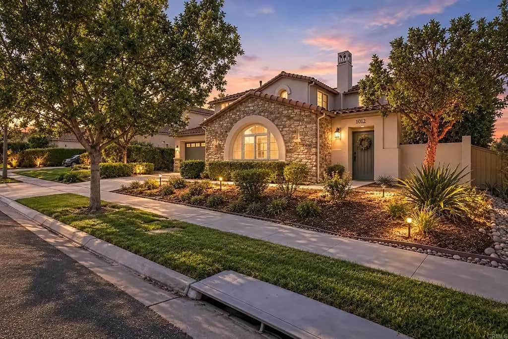 1012 Mountain Ash Avenue, Chula Vista, CA — listing photo 1