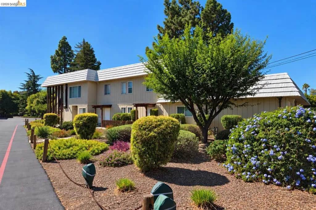 2011 Sierra Rd, Concord, CA — listing photo 1