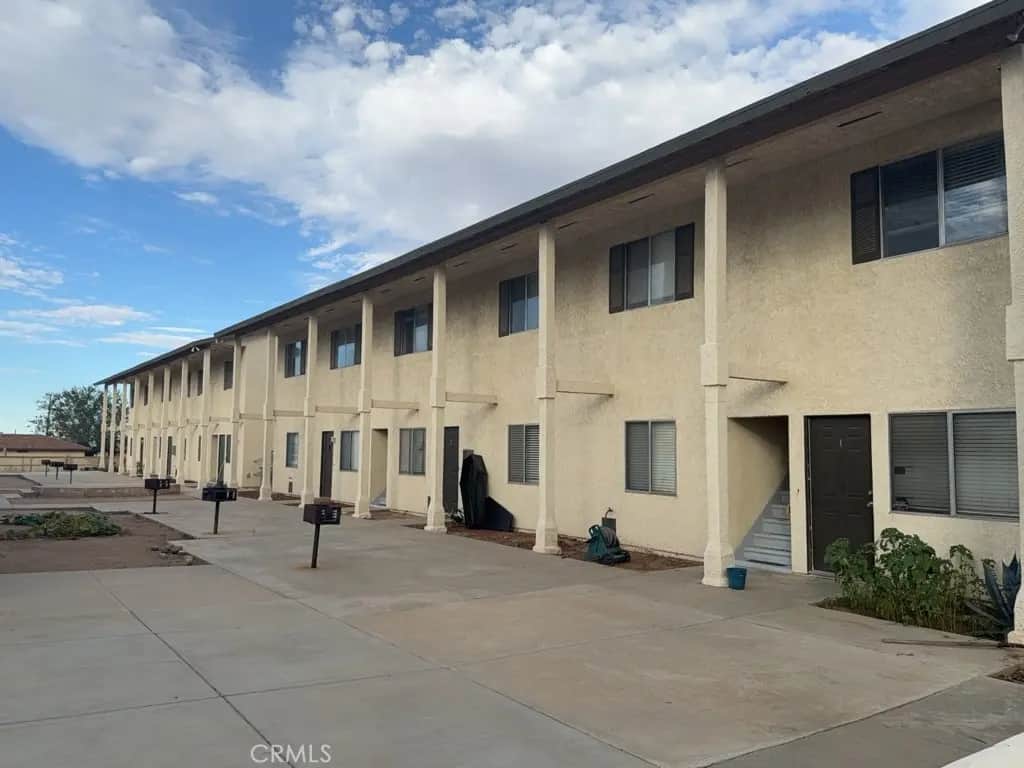16784 Sultana Street 8, Hesperia, CA — listing photo 1