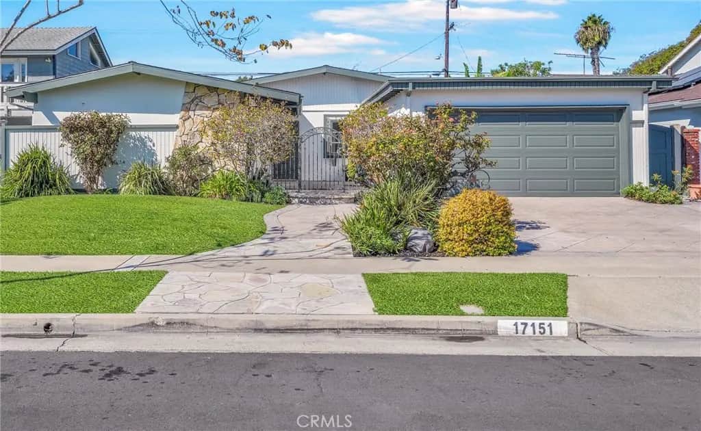 17151 Treehaven, Huntington Beach, CA — listing photo 1