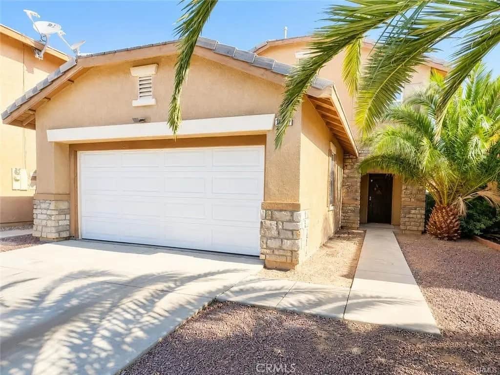14444 Moon Valley, Victorville, CA — listing photo 1