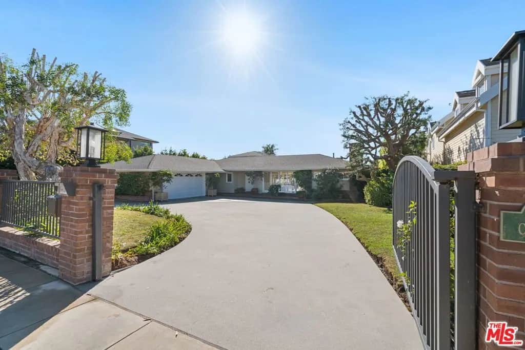 14972 CAMAROSA Drive, Pacific Palisades, CA — listing photo 1