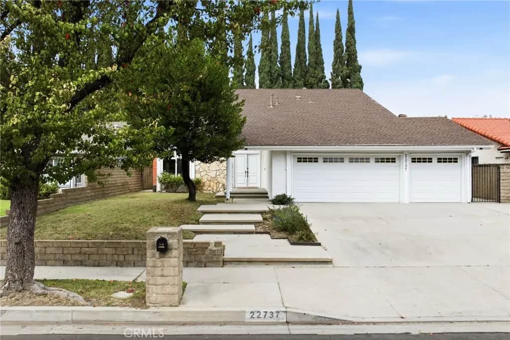 22737 Stagg Street, West Hills, CA — listing photo 1