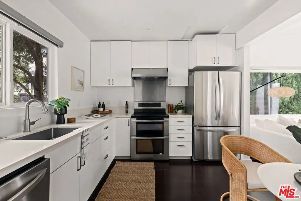 1434 24th Street, Santa Monica, CA — listing photo 1