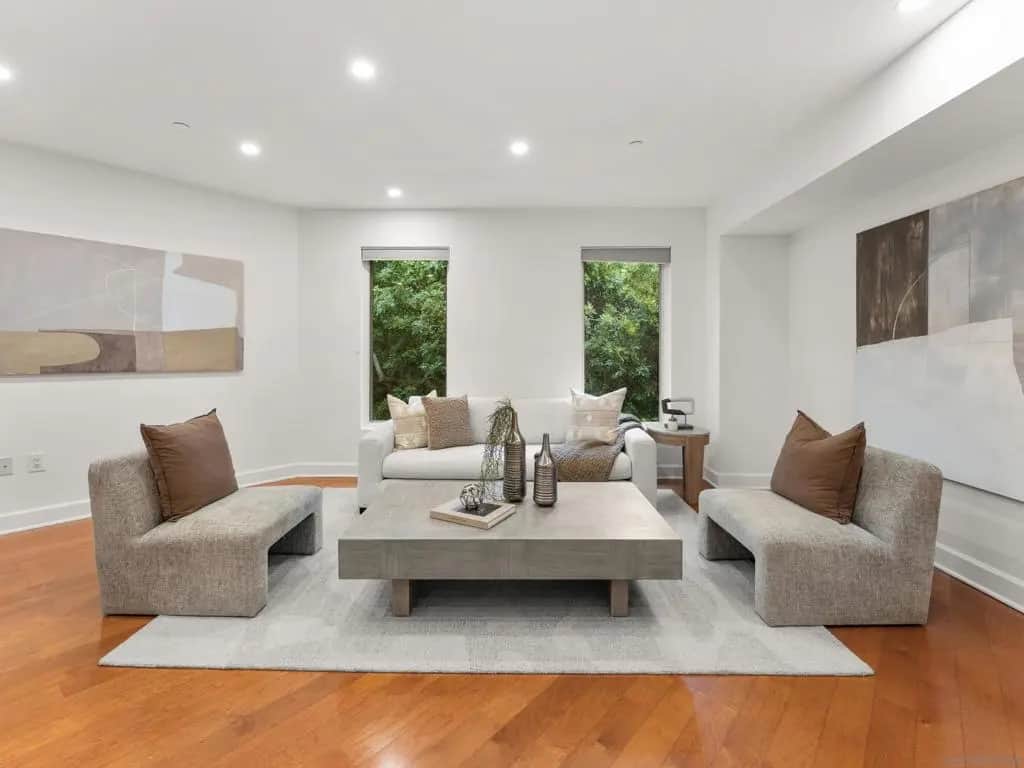 1040 Genter 305, La Jolla, CA — listing photo 1