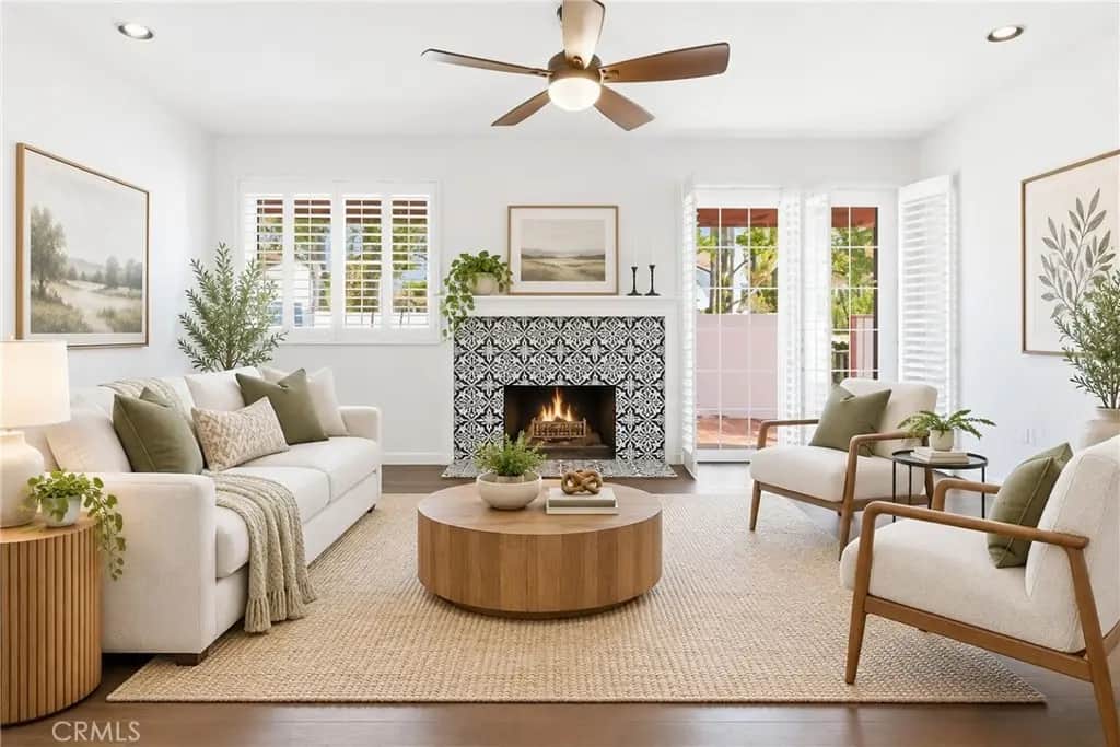 19481 Pompano Lane 112, Huntington Beach, CA — listing photo 1