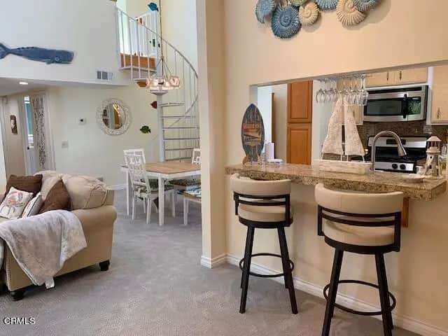 2351 Martinique Lane, Oxnard, CA — listing photo 1