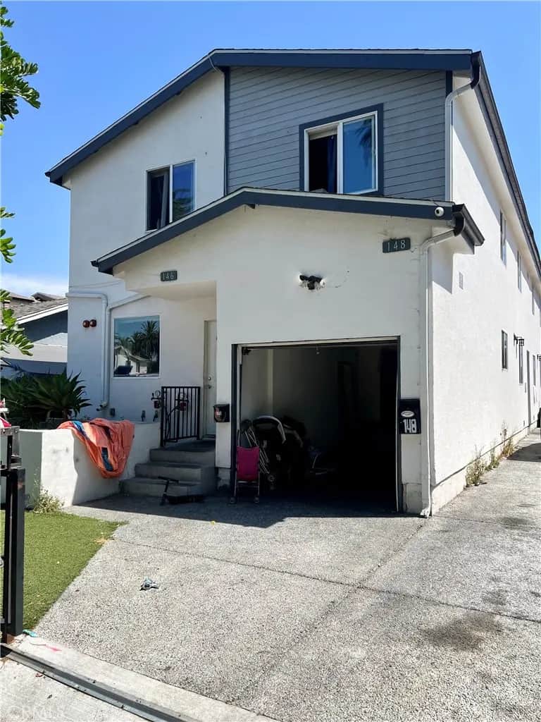 146 E 94th Street, Los Angeles, CA — listing photo 1