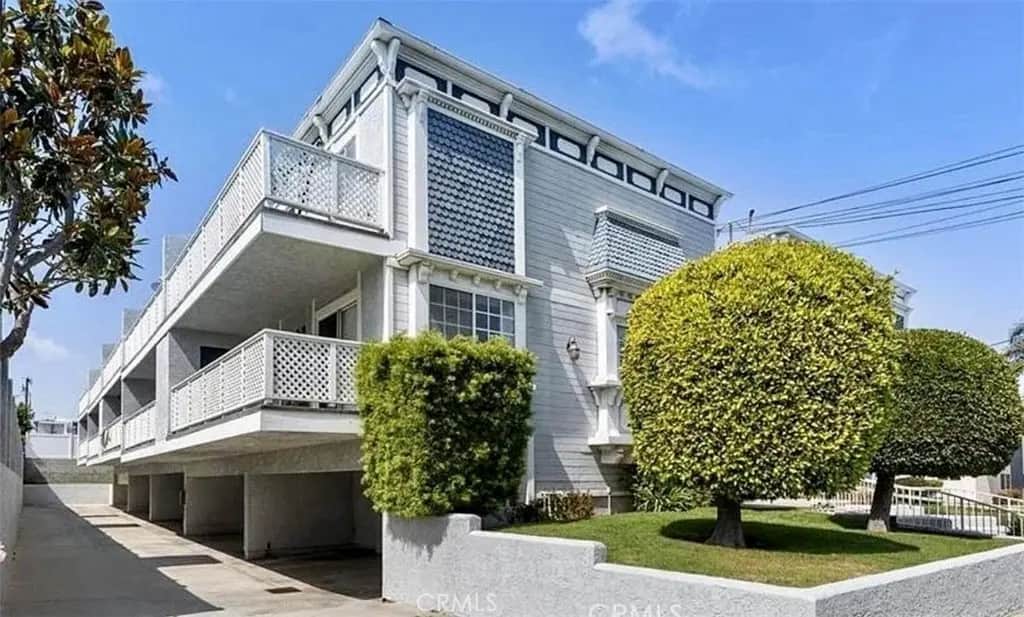 1421 12th Street 5, Manhattan Beach, CA — listing photo 1