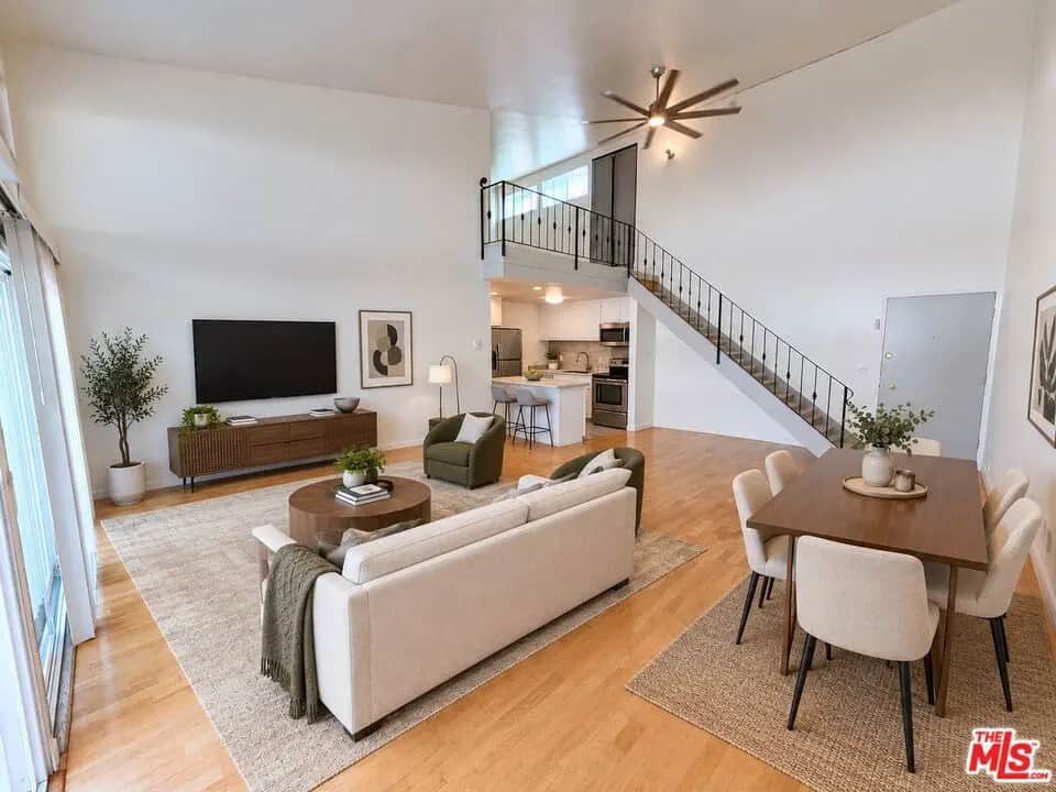 601 S Prospect Avenue 304, Redondo Beach, CA — listing photo 1