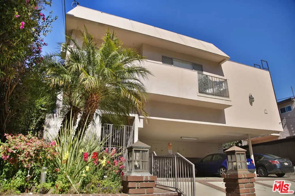 864 Granville Avenue, Los Angeles, CA — listing photo 1