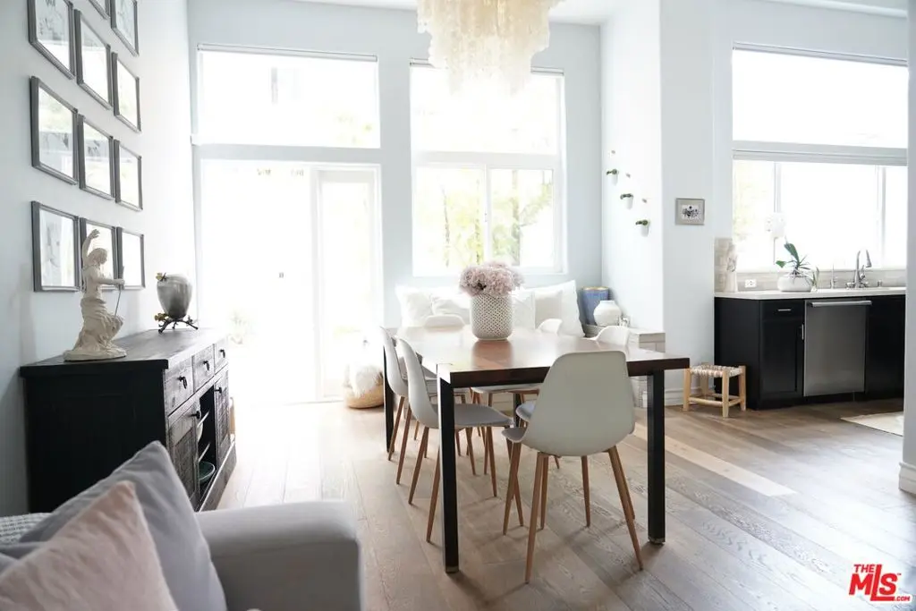 1038 11th Street D, Santa Monica, CA — listing photo 1