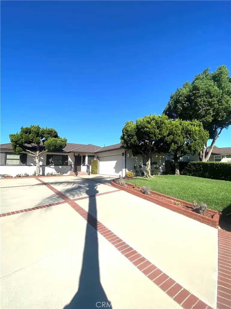 651 S Albertson, Covina, CA — listing photo 1