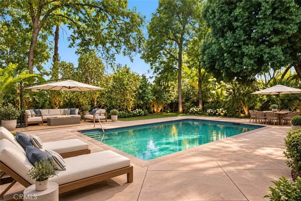 6058 Jumilla, Woodland Hills, CA — listing photo 1