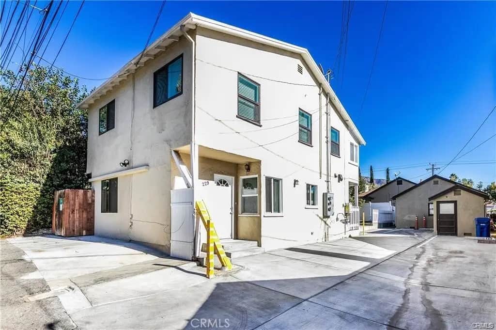 229 N Mayflower, Monrovia, CA — listing photo 1