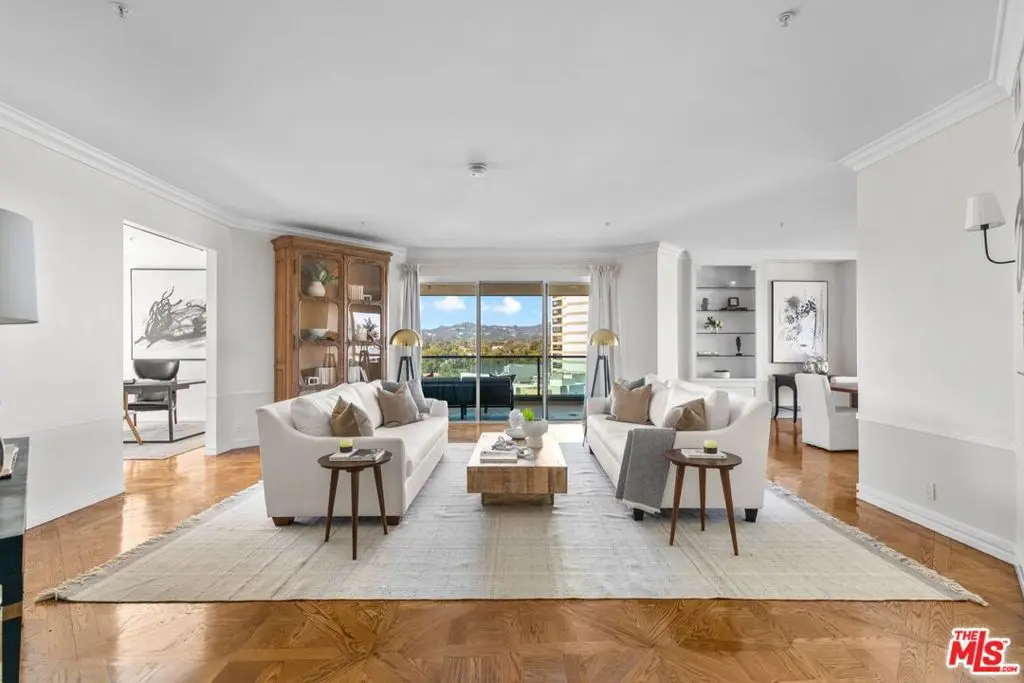 10490 Wilshire Boulevard 906, Los Angeles, CA — listing photo 1