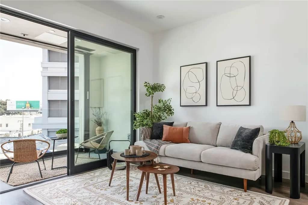 118 Astronaut Ellison S Onizuka Street 404, Los Angeles, CA — listing photo 1