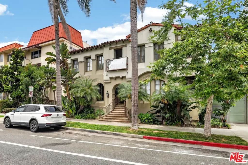 1147 6th Street 205, Santa Monica, CA — listing photo 1